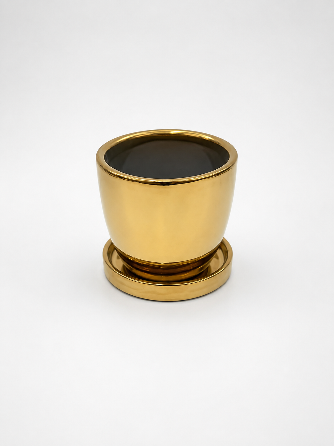 Classic Gold Table Pot
