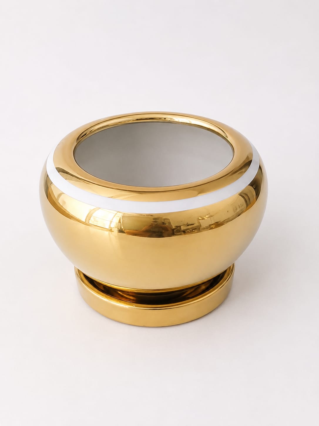 White-Line Medium Table Pot