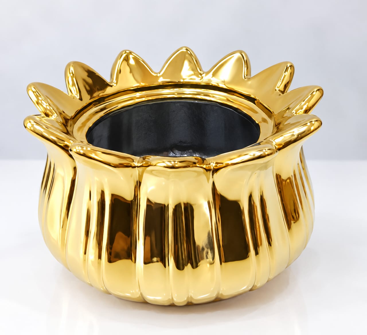 Sunflower pot